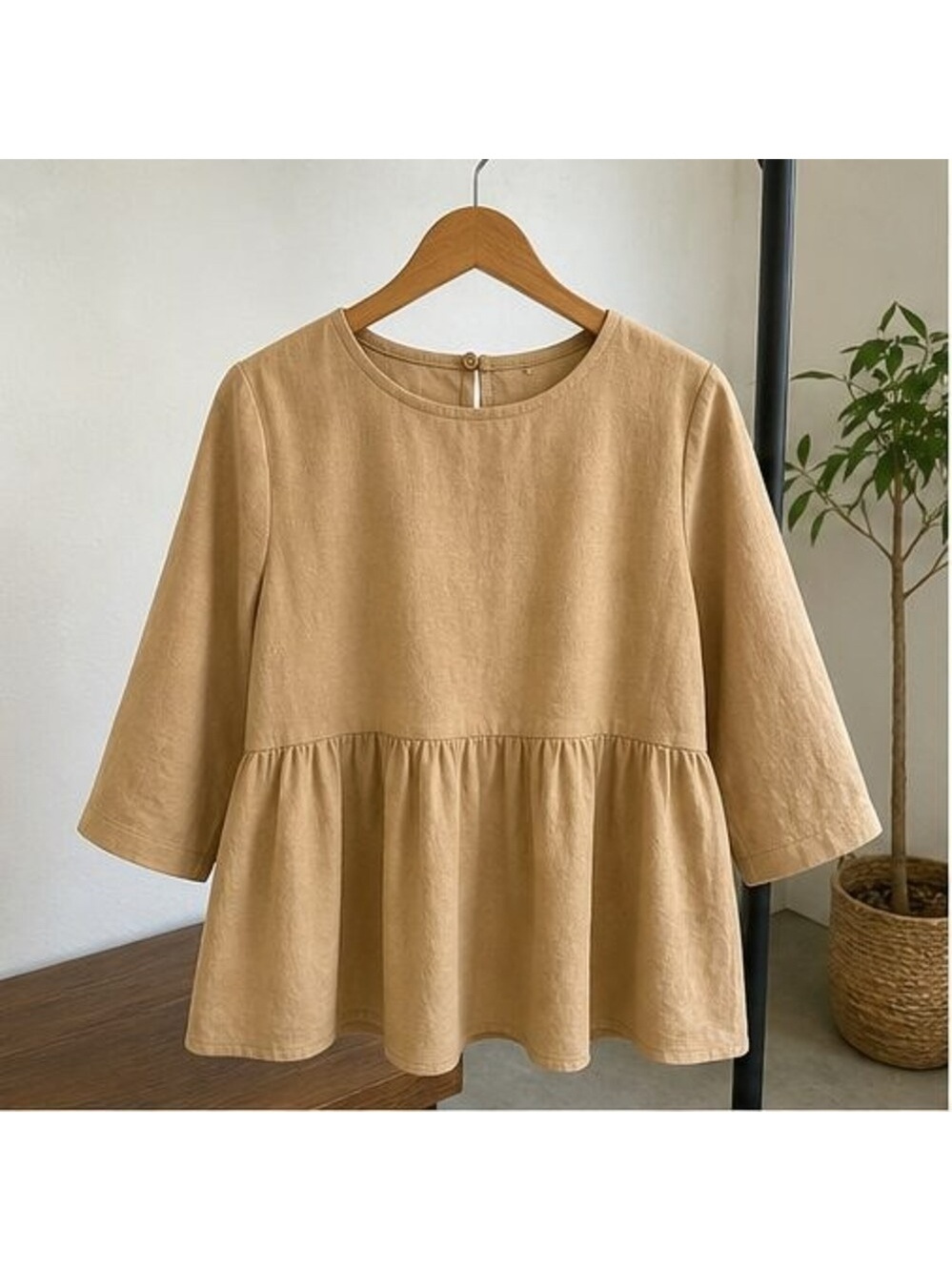 Camel Button Blouse - Picture 1 of 6
